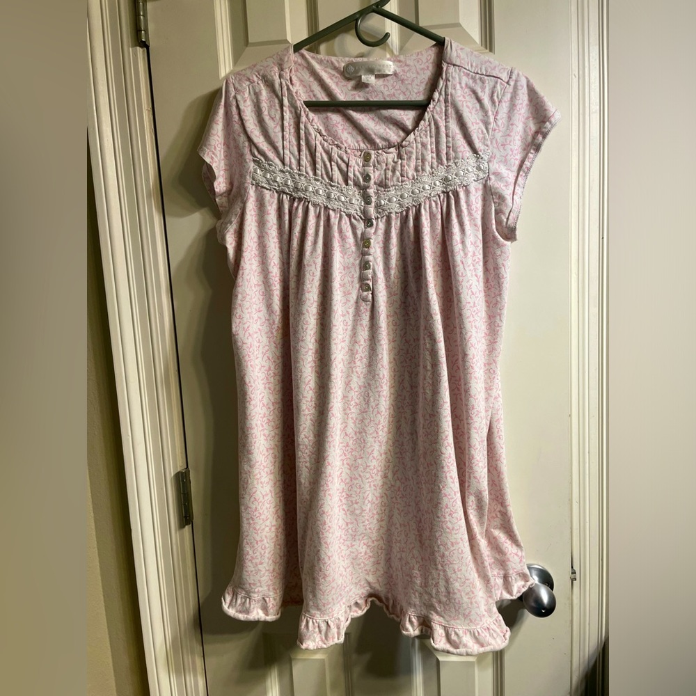 Eileen West XL Nightgown